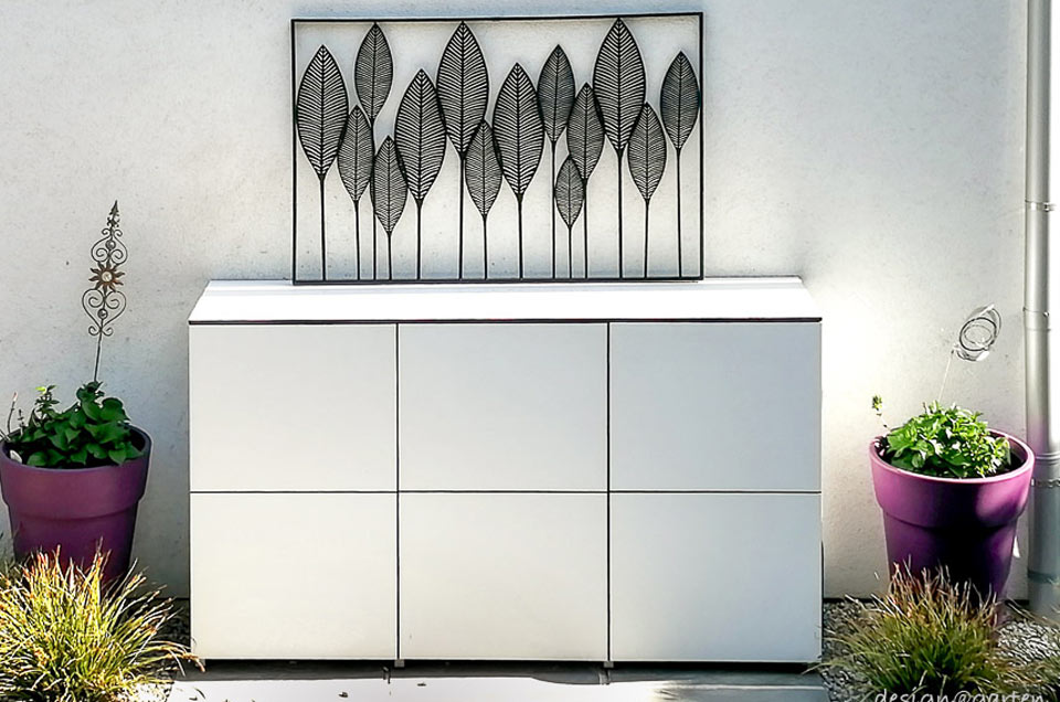 Outdoor sideboard in white for the garden